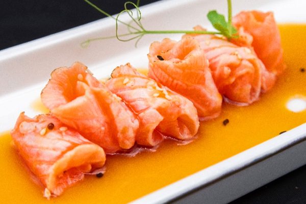 ristorante-sushi-catania-carpaccio-salmone-scottato